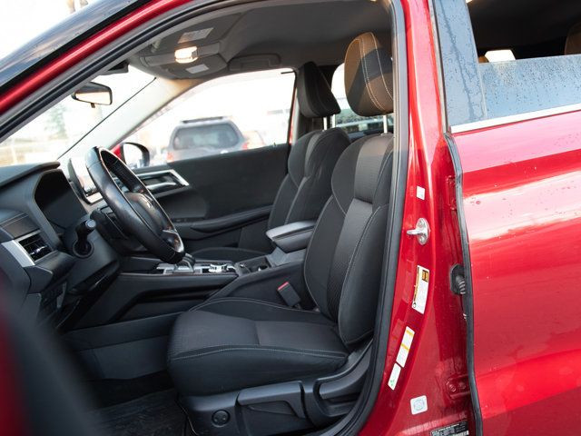 2022 Mitsubishi Outlander ES in Cars & Trucks in Calgary - Image 2