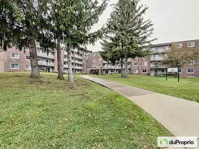 **Les visites seront durant les fins de semaine de 13h à 15h et d'autres jours sur rendez-vous, lais...