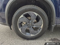 *ONE OWNER, CLEAN CARFAX, MOONROOF, REMOTE ENGINE START, APPLE CAR PLAY... * Featuring an 8-inch col... (image 9)