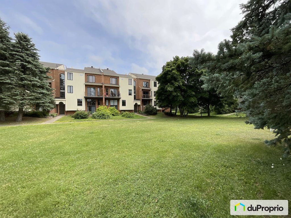 $228,400 - Condominium for sale in Rimouski (Rimouski) — photo 2