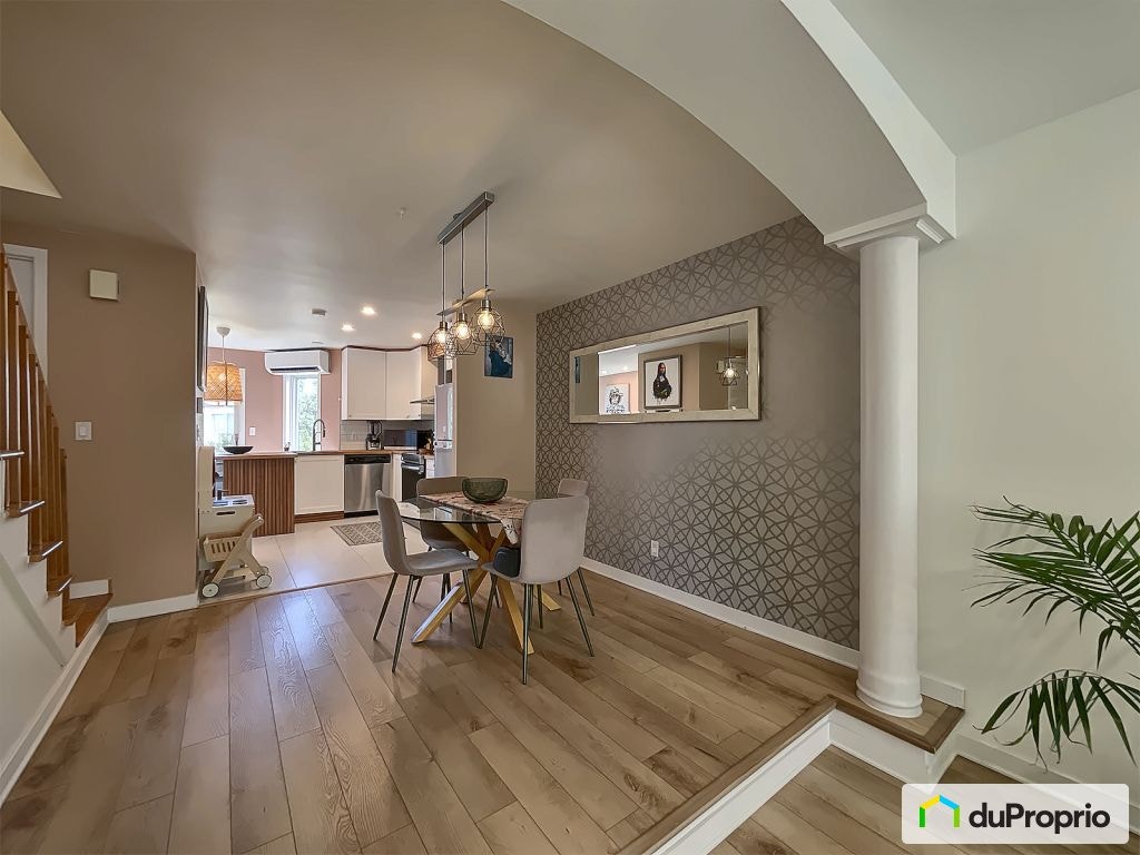 $518,000 - Townhouse for sale in Longueuil (Vieux-Longueuil) — photo 3