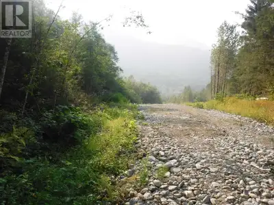Rare opportunity, 13.4 acres of land zoned I2 (light industrial). Located less than one kilometer fr...