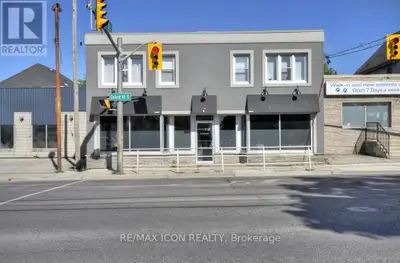 Approx. 600 sq ft of clean, secure commercial space located at the high-visibility corner of Oxford...