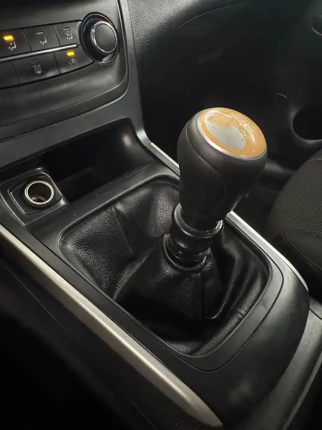 2016 Nissan Sentra 4dr Sdn Man S in Cars & Trucks in Longueuil / South Shore - Image 20