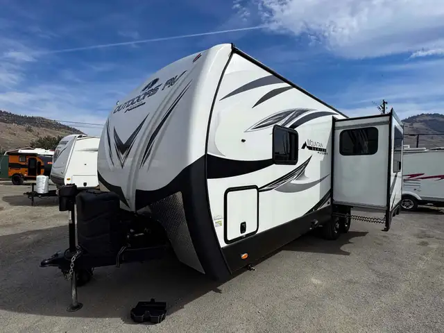 2019 ,Outdoors RV,Timber Ridge 24RKS in Travel Trailers & Campers in Kamloops - Image 2