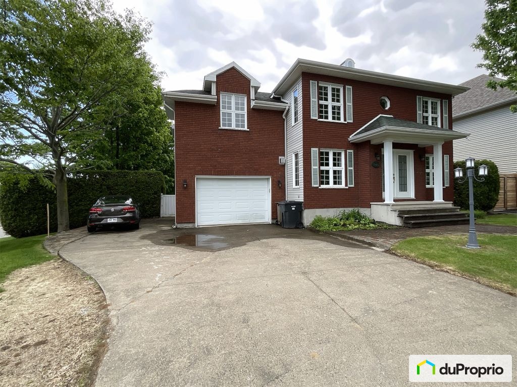 $650,000 - 2 Storey in Trois-Rivières (Trois-Rivières-Ouest) — photo 2