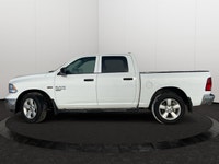 This Ram 1500 Classic has a strong EZH 5.7L HEMI(R) VVT V8 w/ FuelSaver MDS engine powering this Aut... (image 1)