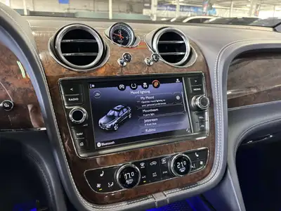 2019 Bentley Bentayga V8 AWD | NO LUX TAX | NIGHT VISION | HEADS, View more