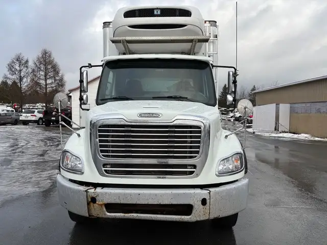 2014 Freightliner M2 112 in Heavy Trucks in St-Georges-de-Beauce - Image 3