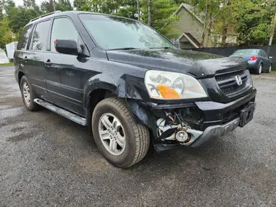 HONDA PILOT 2005 …………….. V6 3.5 LITRES……… AWD……………. 7 PLACES……………………… AVEC 8 PNEUS ETE ET HIVER INCL...