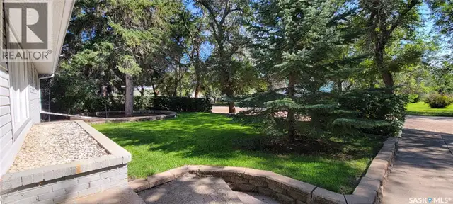 33 Main STREET Willow Bunch Rm No. 42, Saskatchewan in Houses for Sale in Moose Jaw - Image 30