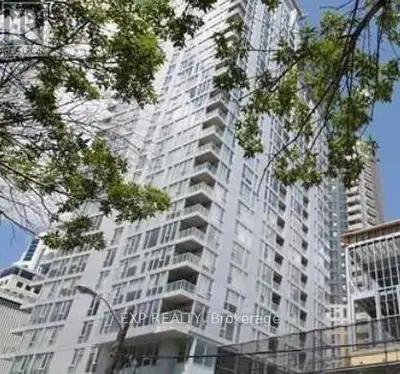 Live, work and play in one of Ottawa's hottest neighbourhoods! Only steps away from shopping, restau...