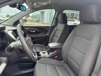 There is a certain kind of buyer who values confidence over flash. Someone who wants a compact SUV t... (image 9)