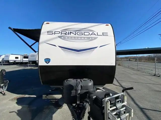 2025 Keystone RV Springdale 310BR in Travel Trailers & Campers in Bedford - Image 5