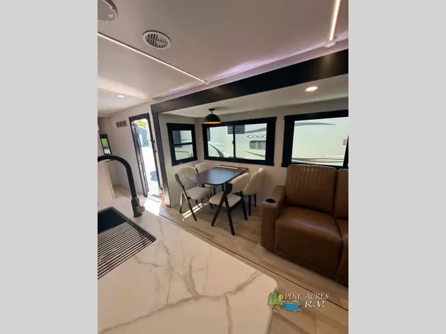 2026 Forest River RV Wildwood Heritage Glen 308RL in Travel Trailers & Campers in Moncton - Image 14