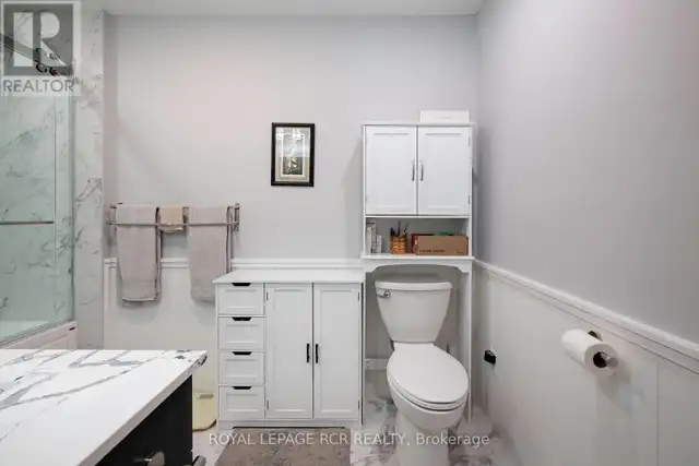 308392 HOCKLEY ROAD Mono, Ontario in Houses for Sale in Oakville / Halton Region - Image 38