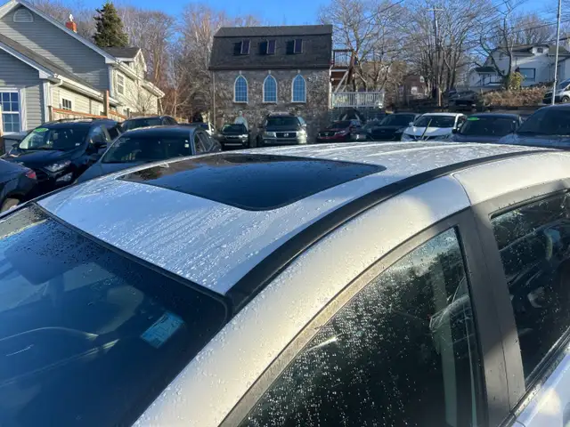 2016 Mazda 5 GS 6 Passenger, Easy on Fuel in Cars & Trucks in Dartmouth - Image 11