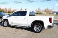 ACCIDENT FREE DONT PAY EXTRA FOR SAFETY Drive in style with this fully-loaded 2021 GMC Sierra 1500 S... (image 4)