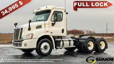 Heavy truck - # STOCK: C-36868 2017 FREIGHTLINER CASCADIA CA113DC CAMION DE VILLE 2017 FREIGHTLINER...