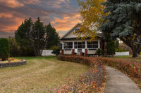 Fully Renovated Historic Farmhouse For Rent - Fort Saskatchewan