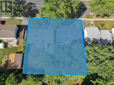 ATTENTION DEVELOPERS: Rare opportunity offering approx. 14,124 square feet of combined lot area with...