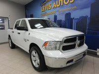RAM 1500 CLASSIC SLT 2023 V8 5.7 LITRES HEMI BOITE 5'7" CREW-CAB 4X4 TOUT ÉQUIPÉ / ÉCRAN TACTILE / C... (image 2)
