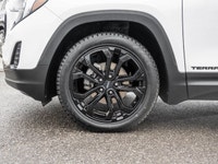 Backup Camera - Heated Front Seats - Keyless Ignition - Bluetooth The 2019 GMC Terrain SLE is a well... (image 4)