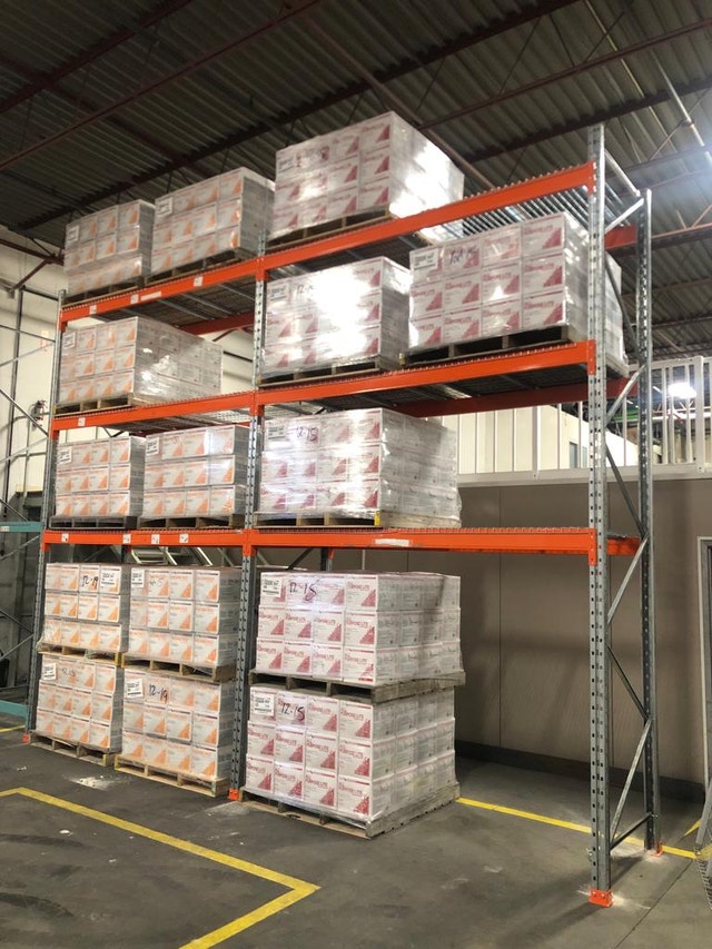 USED Pallet Racking Redirack 15'x42" frames with 9' x 5" beams