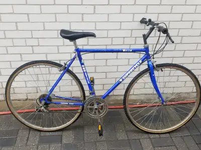 BLUE SUPERCYCLE PRISM 21 SPEED ROAD BIKE - ONLY 6 GEARS WORK, View more