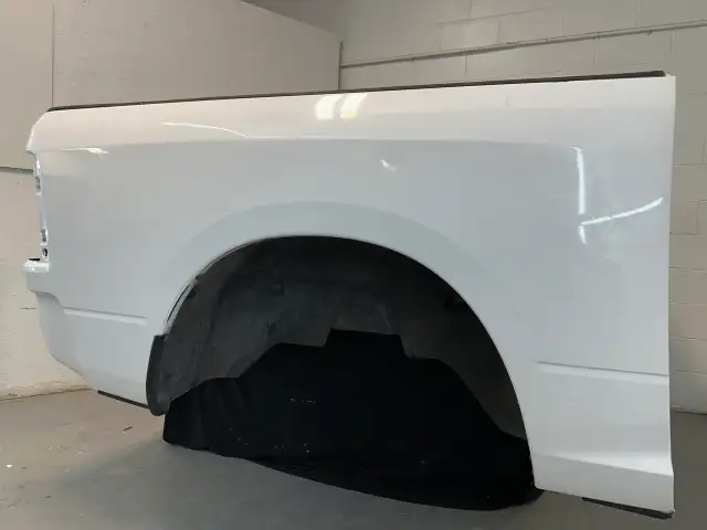 Rust Free Southern Dodge Ram White 5.7ft Box!! in Auto Body Parts in Kingston - Image 6