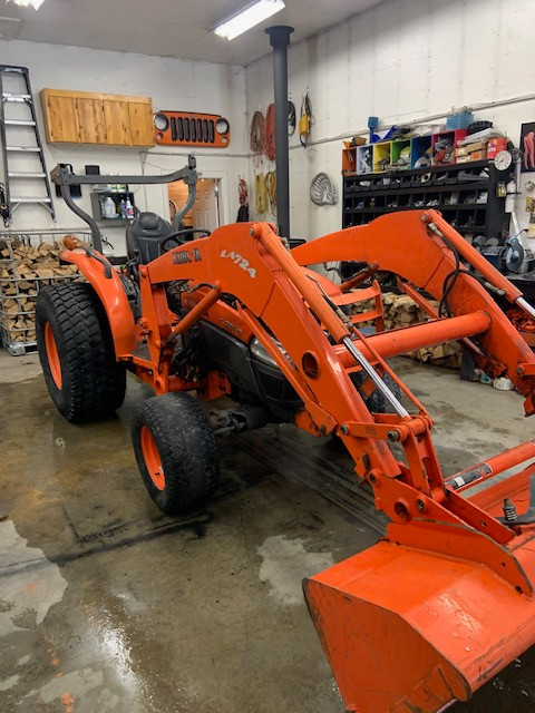 Kubota L-3240 4x4 with loader in Other in Sudbury - Image 2
