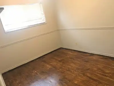Hi, Are you a handyman that knows how to do a bit of flooring, fix/change doors, repair/fix ceilings...