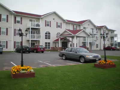 Beautiful spacious 1 Bedroom Senior apartment available at Chesapeake Heights - 390 Brophy Avenue, S...