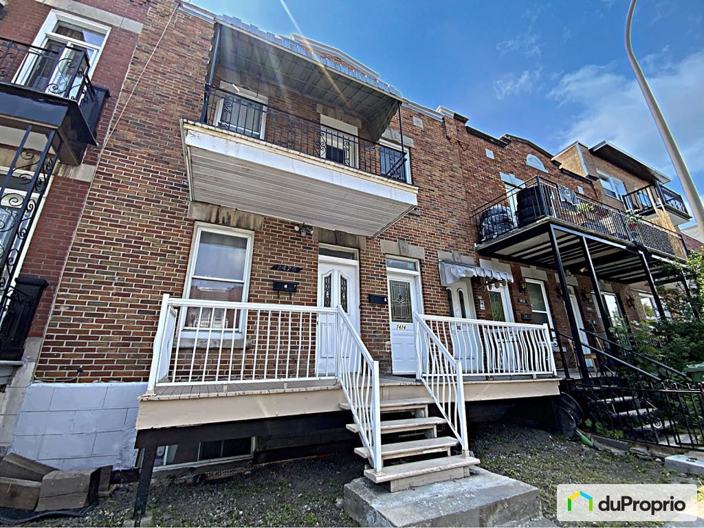 $940,000 - Triplex in Villeray / St-Michel / Parc-Extension — photo 1