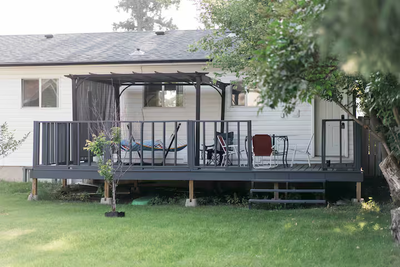 3 Bedroom, 2 Bathroom Home for Rent – Red Deer, AB 5548 44 Ave, Red Deer, AB T4N 3J3 Welcome to this...