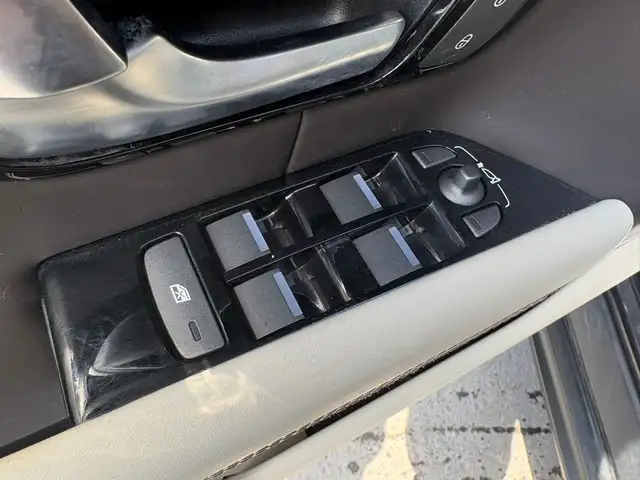 2016 RANGE ROVER EVOQUE AUTOBIOGRAPHY - LTHR STS - NAV - SUNROOF in Cars & Trucks in Winnipeg - Image 18