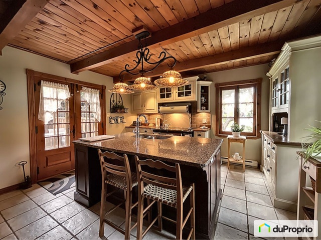 $679,000 - 2 Storey for sale in St-Hyacinthe (Douville) — photo 2