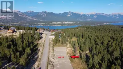 South facing walkout with Big Views!!! Welcome to Lot #18 in Phase 3 of Castlerock. This beautiful a...