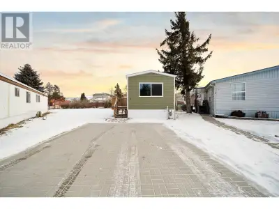 Welcome to this newly built 2023 manufactured home located in the well-established Diamondvale Mobil...