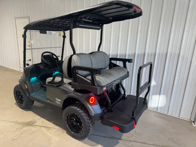 2026 EZGO RXV4 ELITE SUMMIT XT in ATVs in Vernon - Image 7