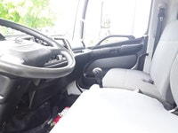 2019 HINO 268 Refrigerated Truck - Automatic transmission-25950 GVW. 2019 HINO 268 Buying a single v... (image 9)