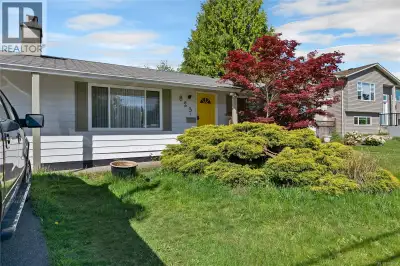 Spacious 1,700 sqft rancher offering 3 bedrooms and 3 full bathrooms in a welcoming, family friendly...