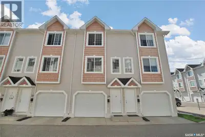 Welcome to #29-243 Herold Terrace! Nestled in Saskatoon's desirable east side, this well-maintained...