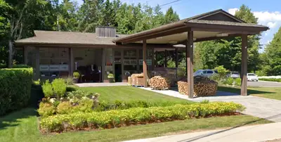 Size: 1,960 SF Location: Rothesay, N.B. Availability: Immediate Discover a high-visibility commercia...