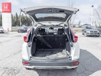 Discover premium comfort and all-weather confidence with the 2021 Honda CR-V Touring AWD. Finished i... (image 6)