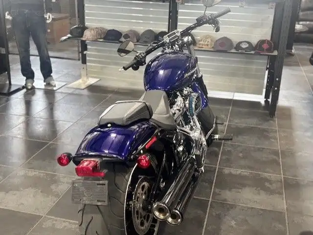 2020 Harley-Davidson Breakout 114 in Street, Cruisers & Choppers in Sudbury - Image 7