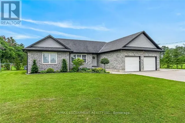 7 - 1874 WINDHAM ROAD Norfolk, Ontario in Houses for Sale in Norfolk County - Image 2