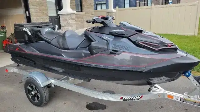 2022 SEADOO RXTX 300 (FINANCING AVAILABLE) in Personal Watercraft in Strathcona County - Image 3
