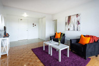 Overlooking the Rideau River in Ottawa South, Kingsview Apartments offers bright and spacious suites... (image 2)