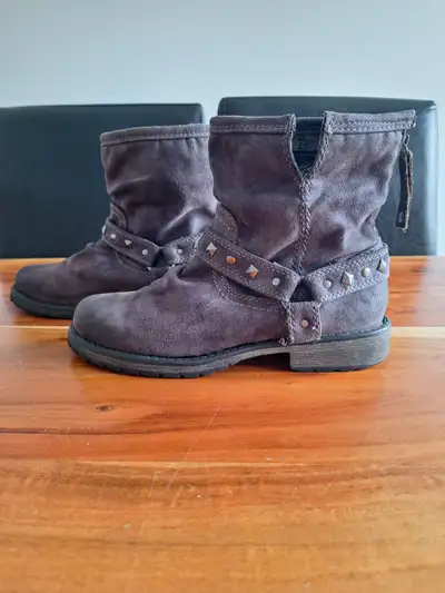 Bottillon femme en suède non doublé (Taille: 7) "Marque: Roxy Su, View more